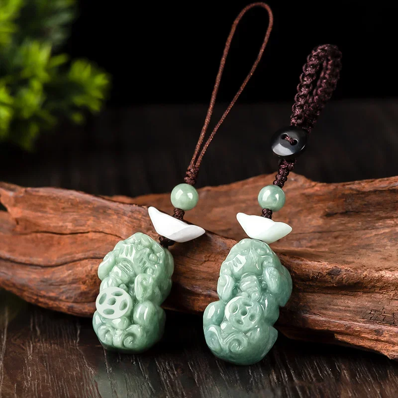 Burmese Emerald Pixiu Yuanbao  - огляд і ціна Men Fashion Key